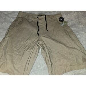 NWT Dravus (Zumiez) Men's 32 Recreational 20" Hybrid Stretch Shorts